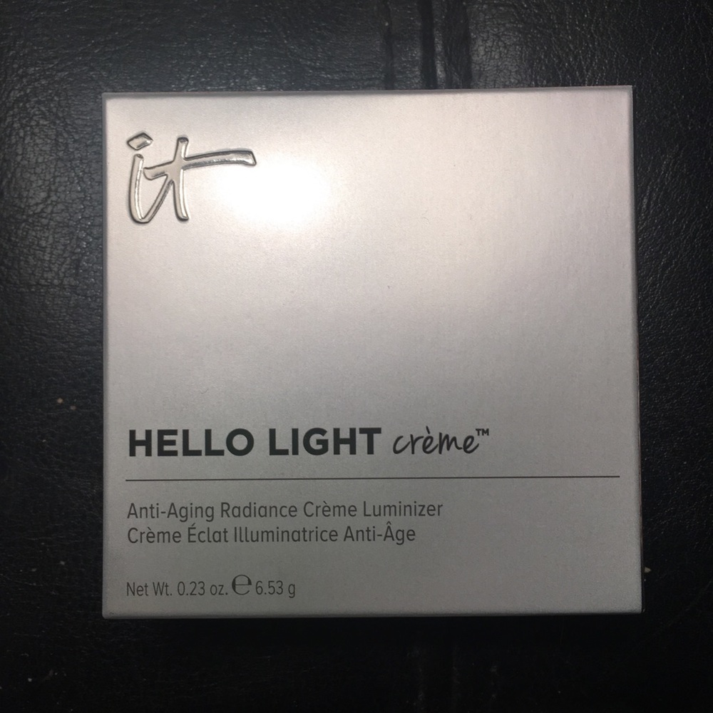 IT Hello Light Creme NIB